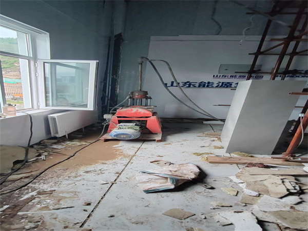 聂荣地基基础下沉墙体裂缝加固注浆顶升施工